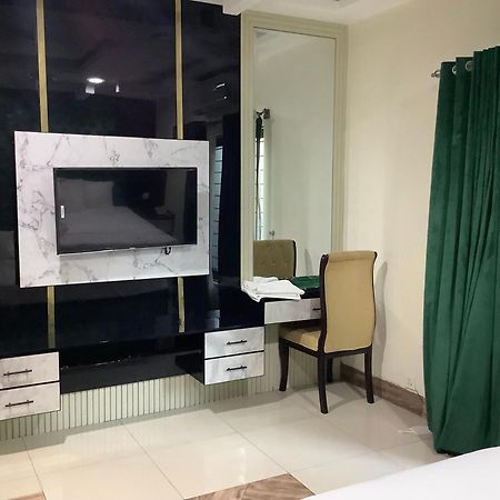 Rose Valet Guest House Islamabad Exterior foto