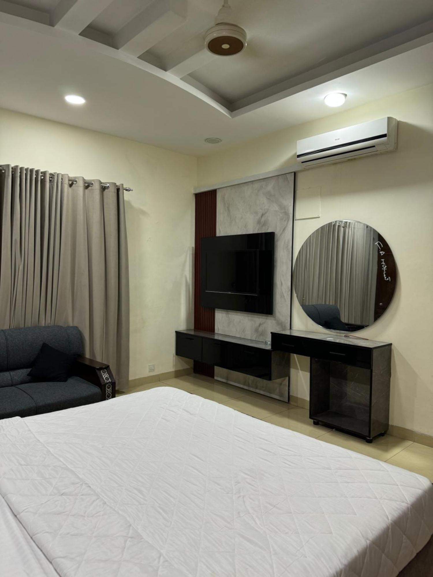 Rose Valet Guest House Islamabad Exterior foto